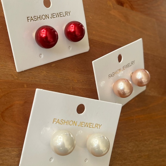 Set of 3. Multi-coloured faux pearl earrings. Brand new. - Picture 2 of 6